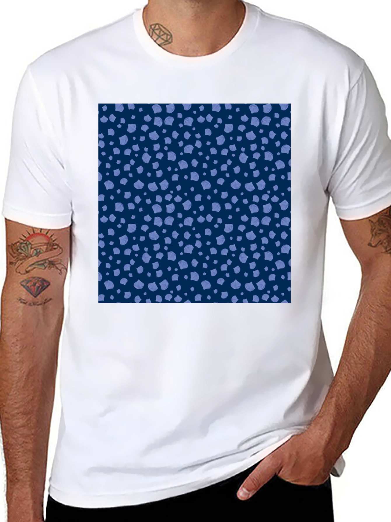 Unique Pattern Tee: Casual Style