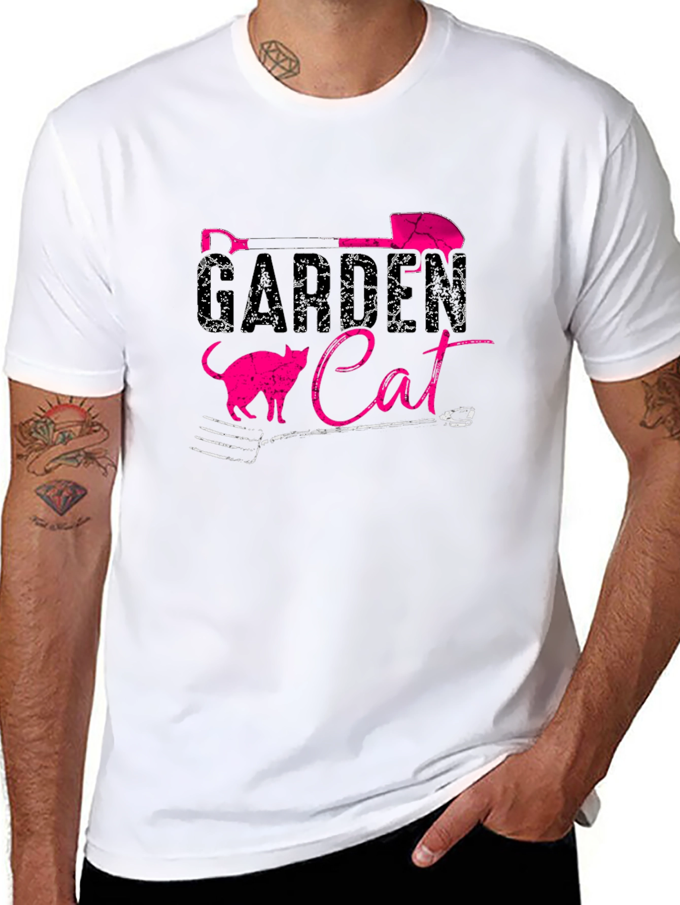 Gardener Cat Graphic T-Shirt